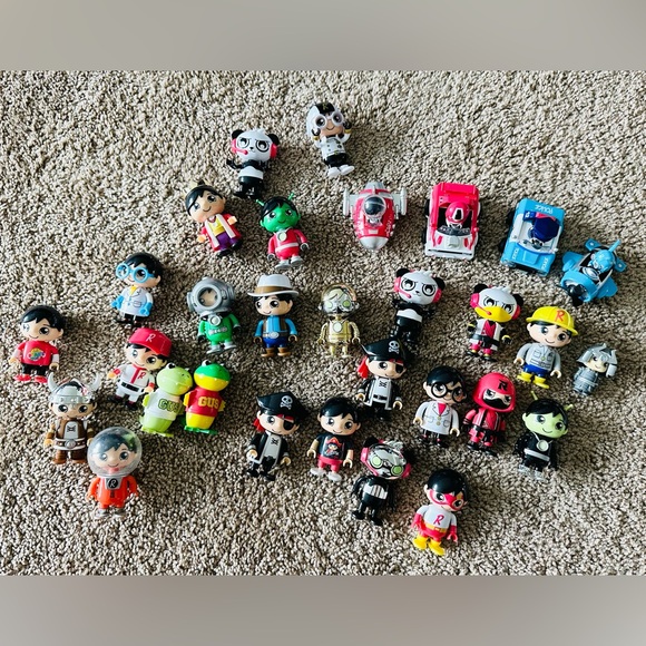 Ryan’s World Toy Lot - Picture 1 of 1